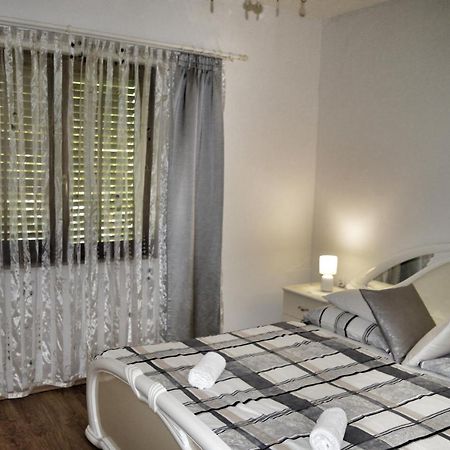 Apartment Nikolic Kaštela Esterno foto