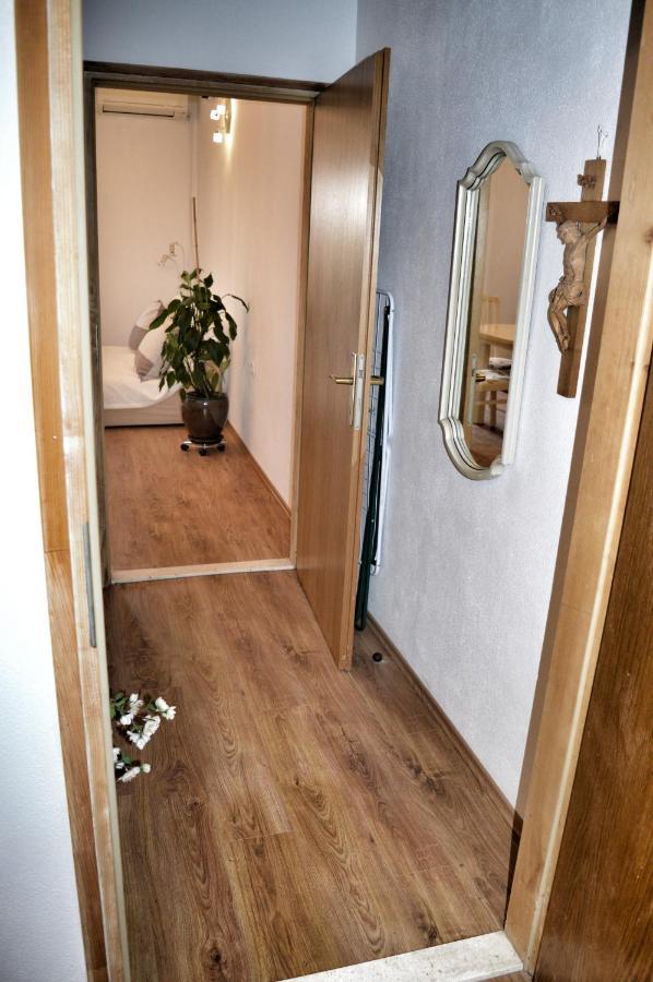 Apartment Nikolic Kaštela Esterno foto