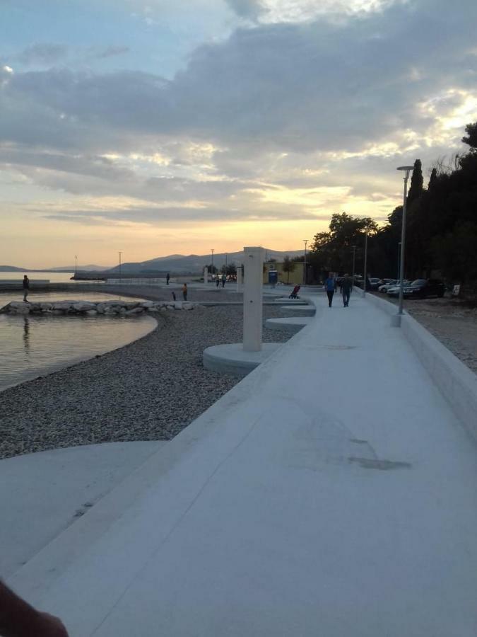 Apartment Nikolic Kaštela Esterno foto